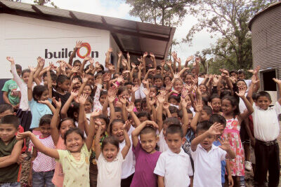 Franchising Gives Back highlights do-gooders